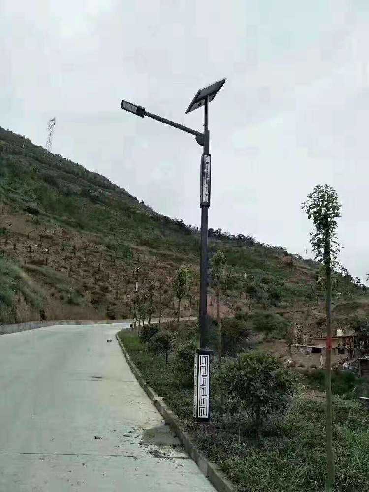 哈密市仿古太阳能路灯